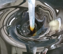 丙烯酸聚氨酯油漆用途施工工艺(丙烯酸涂料可以室内用吗)