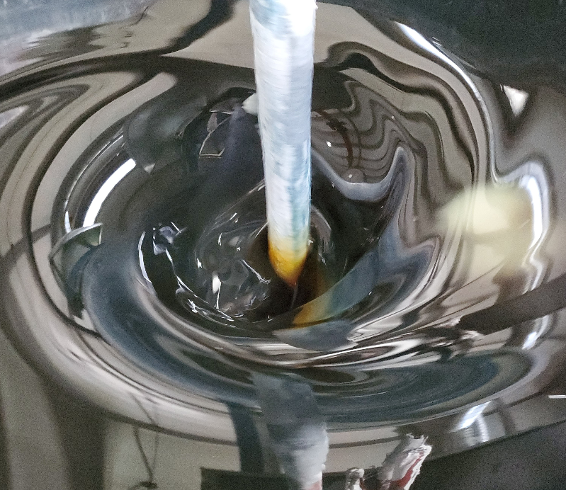 丙烯酸聚氨酯防腐涂料